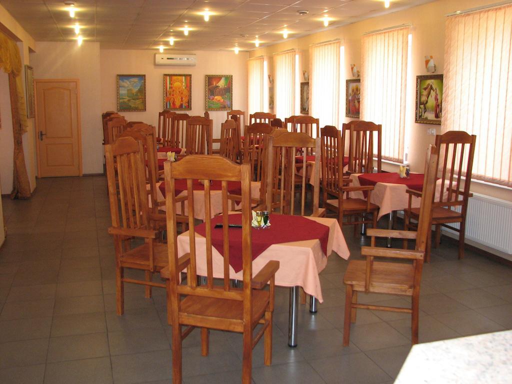 Art Hotel Izmaïl Esterno foto