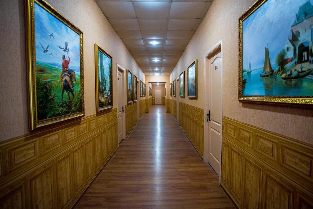 Art Hotel Izmaïl Esterno foto